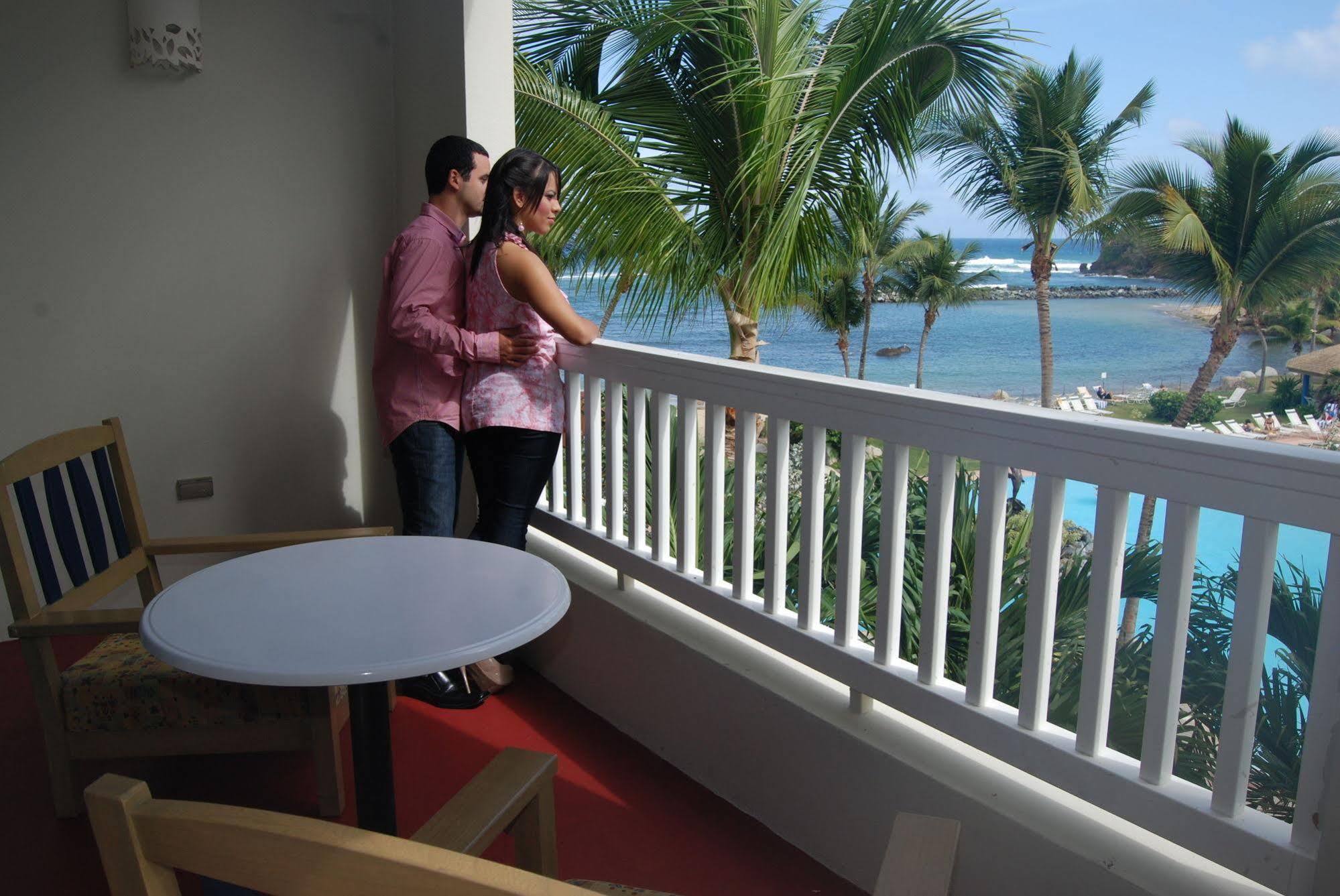 Отель Aquarius Vacation Club At Dorado Del Mar Экстерьер фото