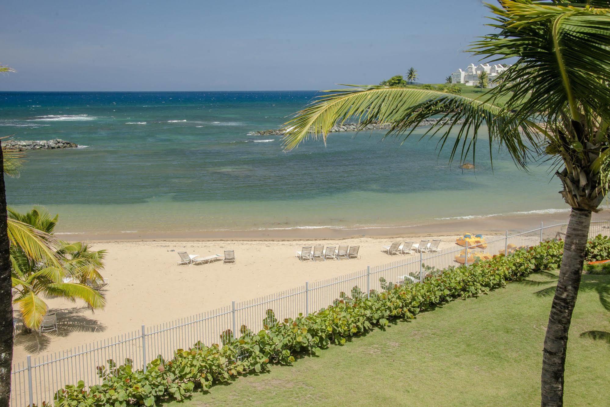 Отель Aquarius Vacation Club At Dorado Del Mar Экстерьер фото